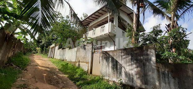 House with Land for Sale Maharagama