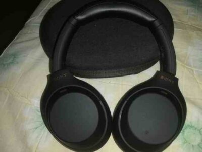 Sony wh-1000xm4 noise cancelling headphone