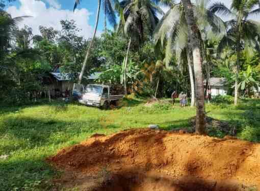 Coconut land for sale Mathugama