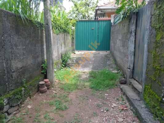 Residental Land for sale Maharagama with House