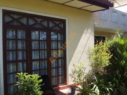 A house for sale at Gonapola