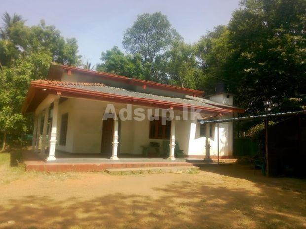 House for sale in Jayanthipura, Polonnaruwa.