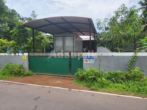 Commercial property for Sale In Gampaha Udugampola