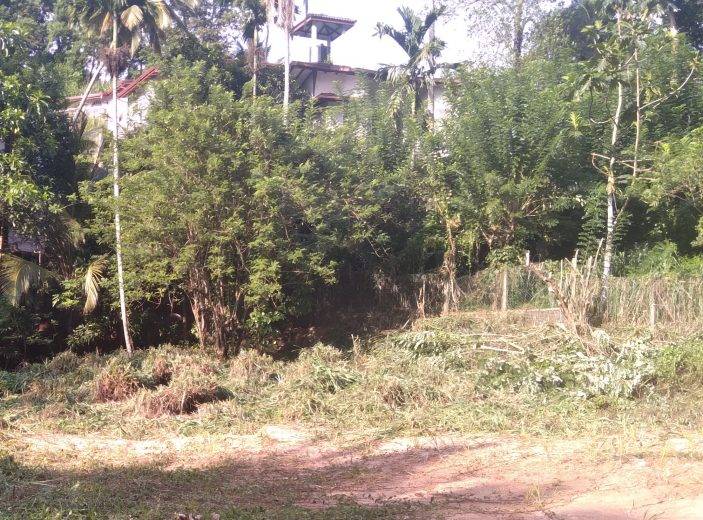 Land for sale in Weligalla Kandy