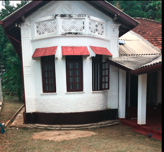 18 perch land with house for sale in Kurunegala