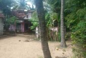Land with House for Sale in Kalmunai Ampara