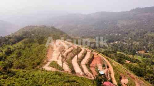 Land For Sale In Kandy (Rikillagaskada)