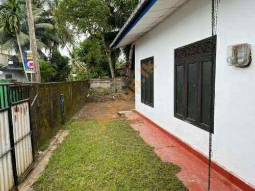 House for Sale Homagama Pitipana – Highway