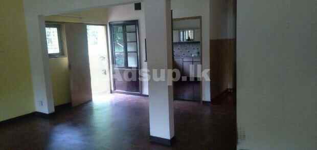 4 Bedroom House for Rent in Udahamulla