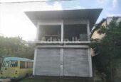 Building for rent Kiriwaula