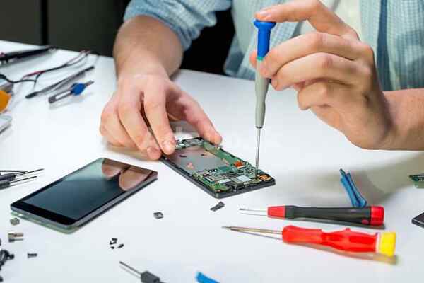 Mobile Phone Repairing Course-NVQ L3