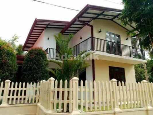 Two story modern house for sale in Homagama