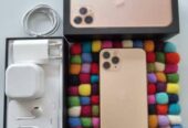 iPhone 11 Pro 64GB Gold Mint Condition
