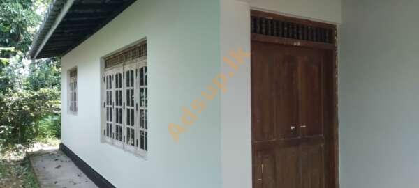 House for Sale in Prime Location – Elpitiya