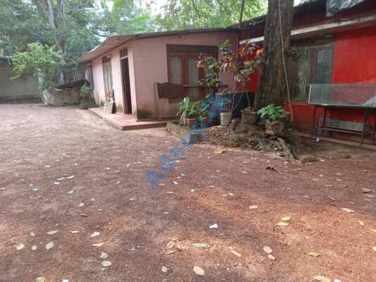 Prime Commercial Land for Sale in Kalubowila