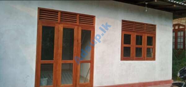 Single Story House for Sale in Kahathuduwa